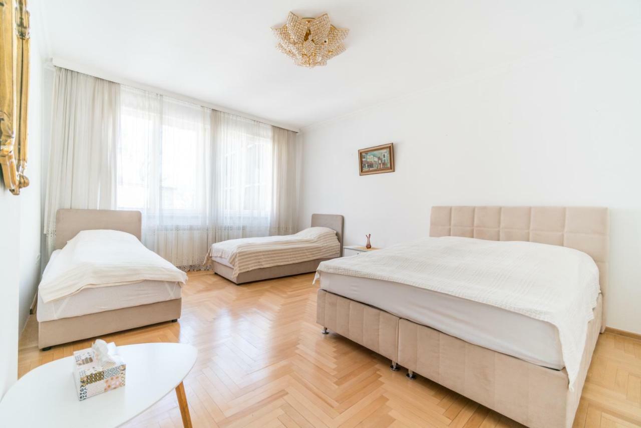 Ferhadija Premium Apartment Sarajevo Bagian luar foto