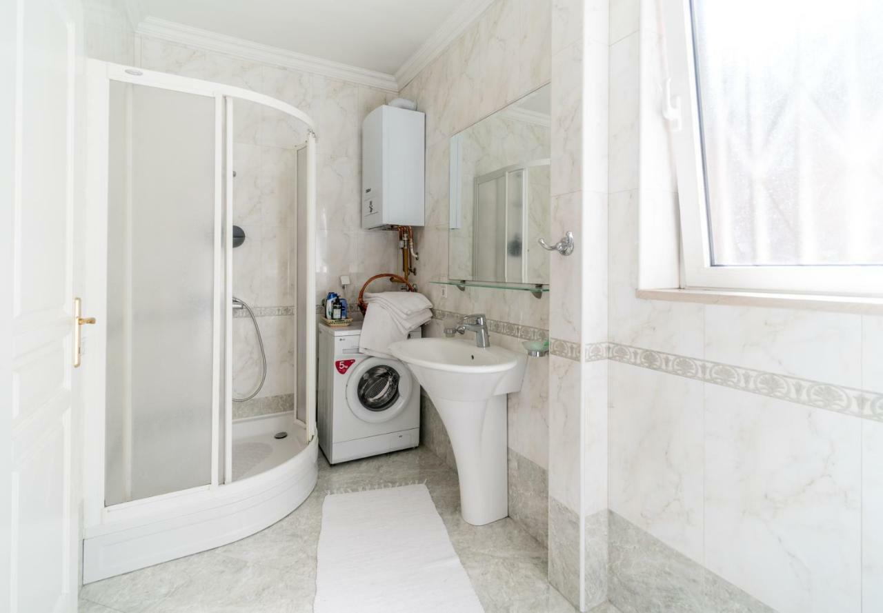 Ferhadija Premium Apartment Sarajevo Bagian luar foto